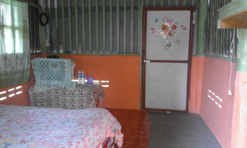 Baan Pai Likit Hotel Ngoại thất bức ảnh